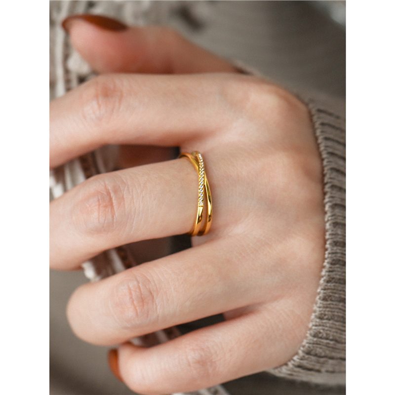 Non-Fading Light Luxury Exquisite Zircon Cross Ring – Elegant Sparkling Jewelry Accessory