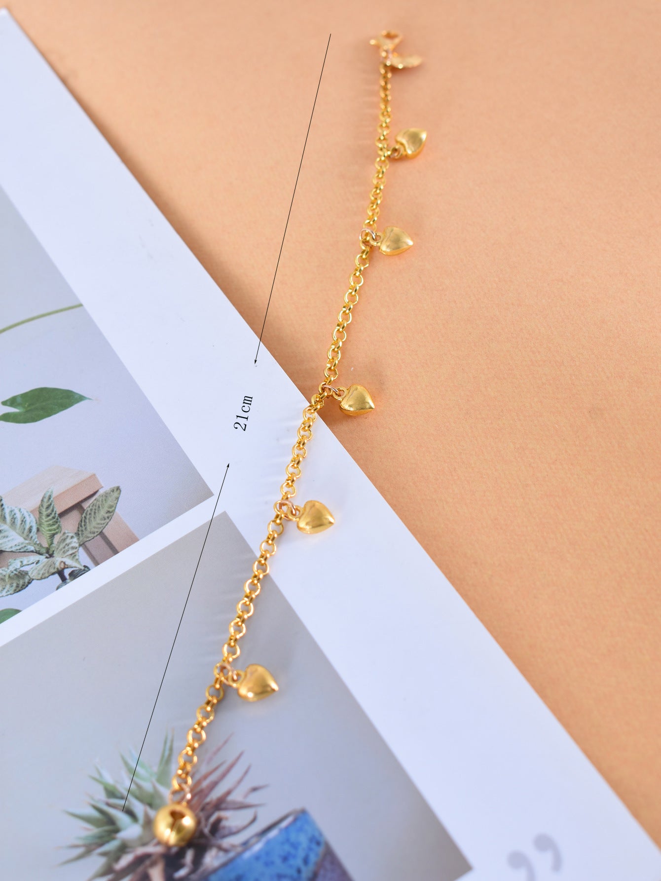 New Simple Versatile Women’s Heart Charm Bracelet