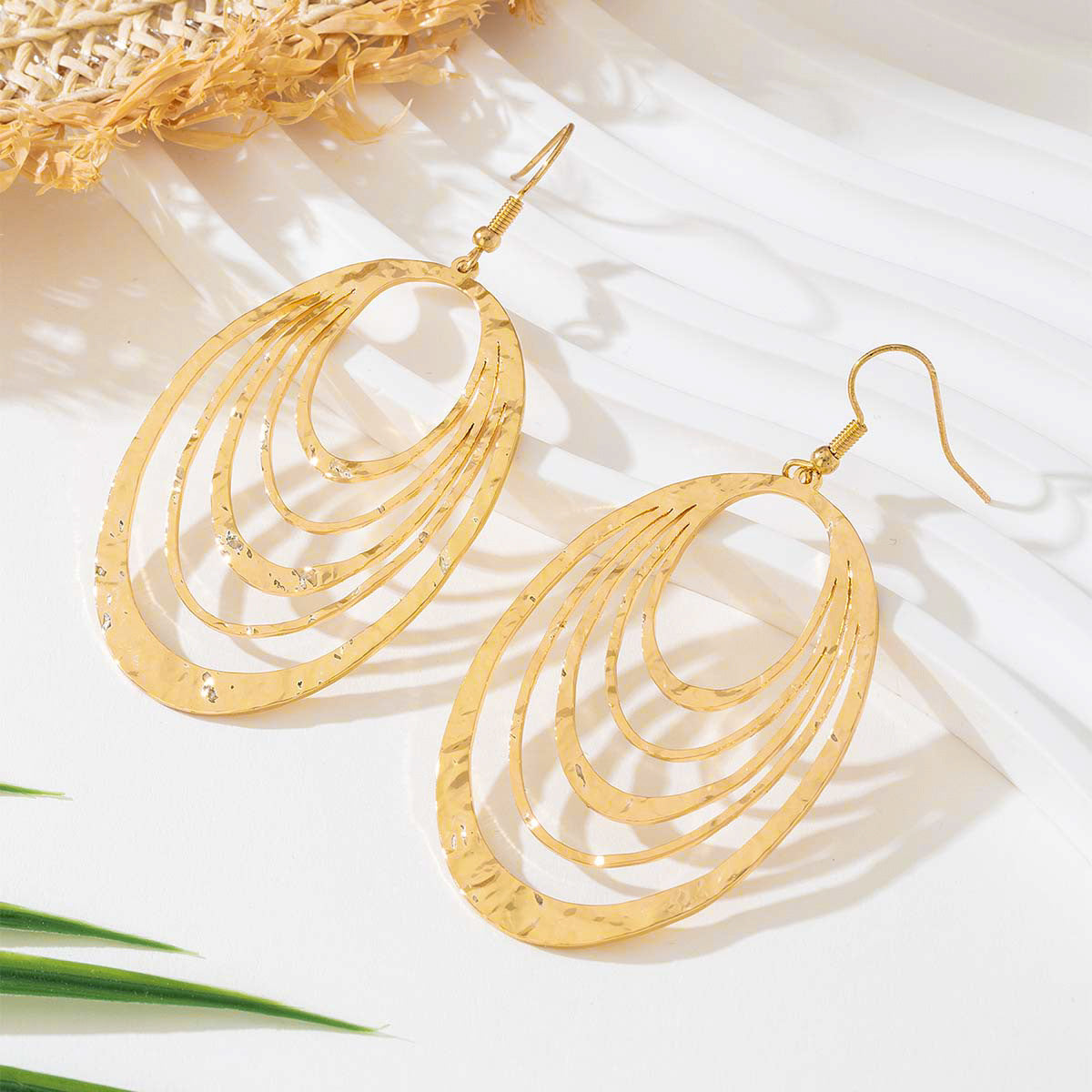 Elegant European & American Fashion 3-Layer Hollow Oval Gold-Tone Stainless Steel Dangle Drop Earrings